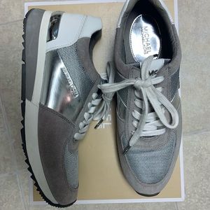 Michael Korean Silver Grey Sneakers